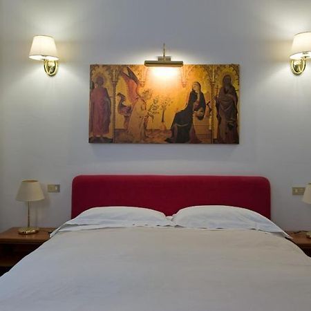 Cerva Fashion District Apartment Milan Bagian luar foto