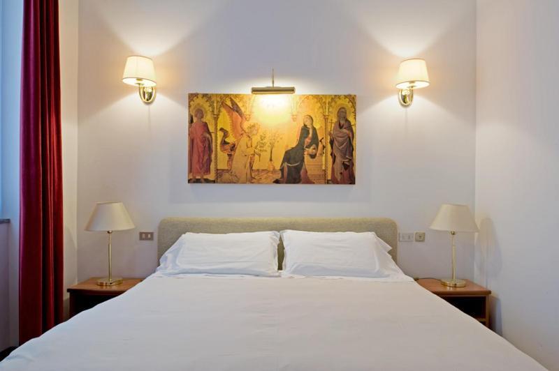 Cerva Fashion District Apartment Milan Bagian luar foto