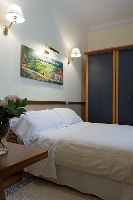 Cerva Fashion District Apartment Milan Bagian luar foto