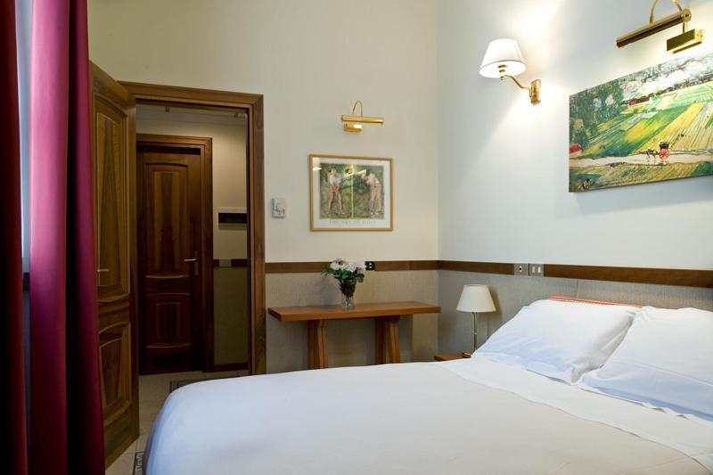 Cerva Fashion District Apartment Milan Bagian luar foto
