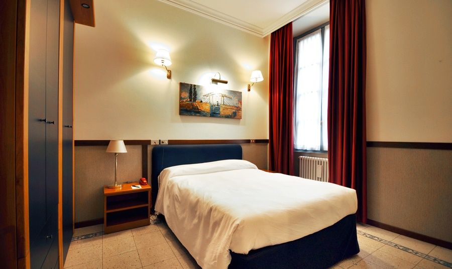 Cerva Fashion District Apartment Milan Bagian luar foto